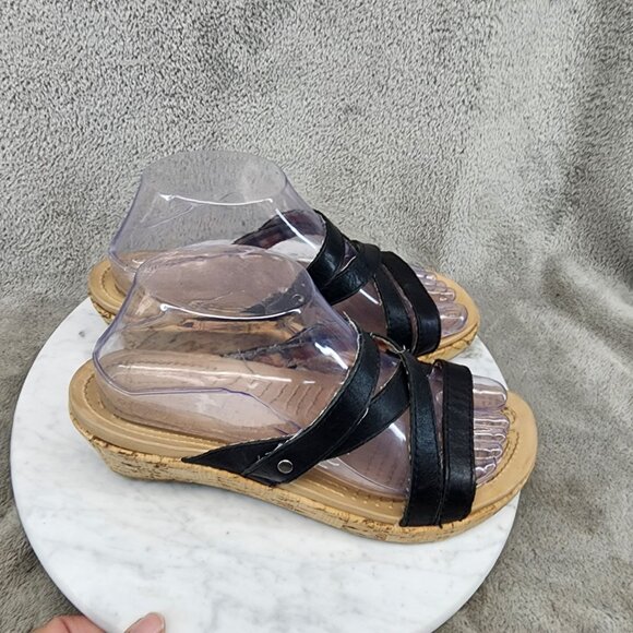Crocs Shoes Womens Size 7 A Leigh Black Leather Slip On Wedge Sandals *GUC* - Picture 4 of 12